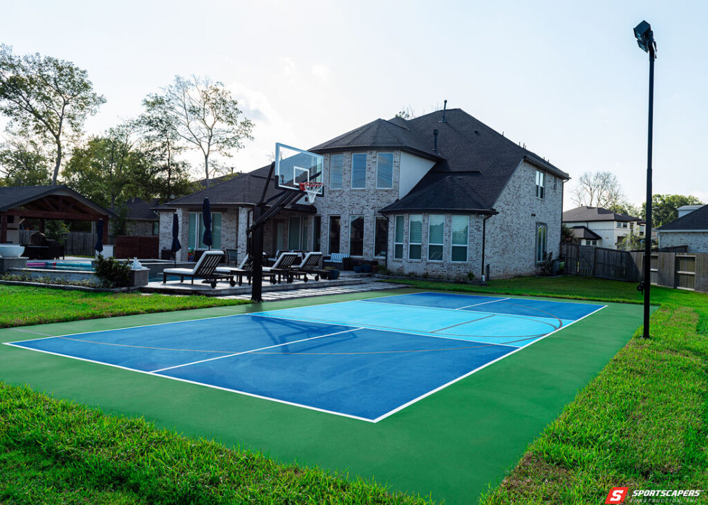 Backyard Basketabll Court